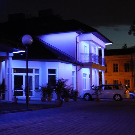 Hotel Polak Замосць Экстерьер фото
